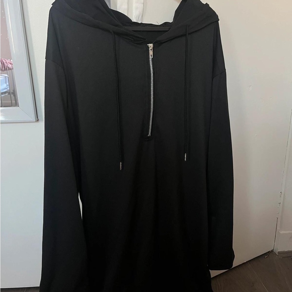 Black Hooded Sweatshirt with Zipper